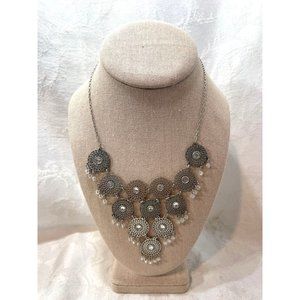 Silver costume Bib Necklace 10” Drop Fab 80’s Piece